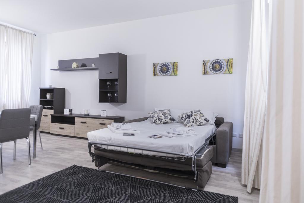 Hemeras Boutique Homes - City Center Design Flats Milan Exterior photo