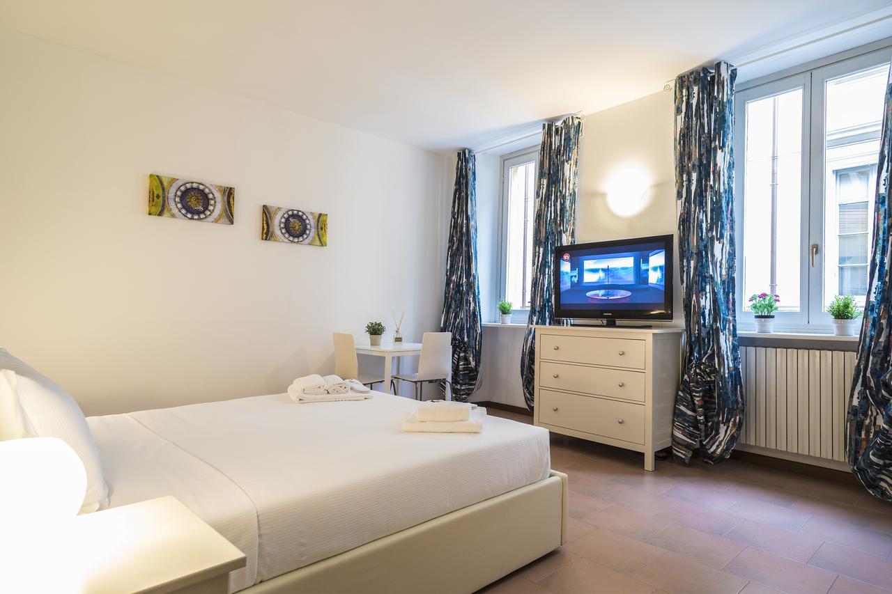 Hemeras Boutique Homes - City Center Design Flats Milan Exterior photo